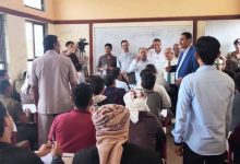 بحضور المزلم.. جامعة الحديدة تدشن امتحانات العام الجامعي 2025–2026