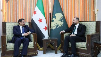 بعكر يبحث مع وزير الإعلام السوري تعزيز التعاون الإعلامي بين البلدين