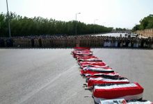 تشييع رسمي وشعبي لعدد من شهداء القوات المسلحة بمأرب