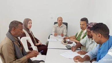 تعز.. السلطة المحلية بذو باب المندب توقع اتفاقيتي خدميتين في المياه والتعليم بالمديرية