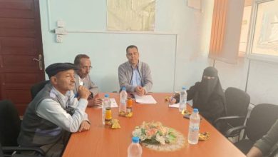 تعز.. حيدر يناقش مع المركز السويدي الدولي تنفيذ مشروع مساعدات غذائية للأسر الأشد فقرًا في موزع