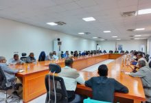 تنفيذي شبوة يناقش تقريري مكتب الصناعة والتجارة وفرع الهيئة العامة للمواصفات ومشروع موازنة المحافظة