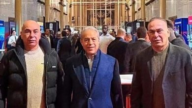 حسام وإبراهيم حسن رفقة الدرندلي في حفل الاستقبال لمنتخبات كأس العالم بمجمع كينيدي للفنون