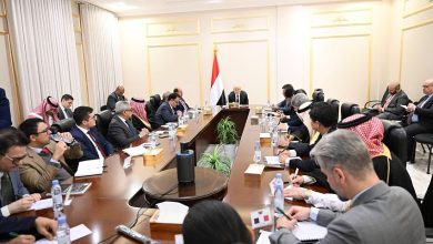 رئيس مجلس القيادة يحث المجتمع الدولي على المساهمة في ترجمة القرارات السيادية الى اجراءات عملية داخل مجلس الأمن