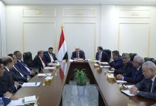 رئيس مجلس القيادة يرأس اجتماعا طارئا لمجلس الدفاع الوطني