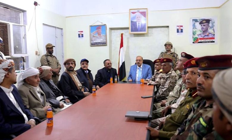 رئيس مجلس النواب يزور اللواء 35 مدرع ومديريتي المواسط والشمايتين بتعز