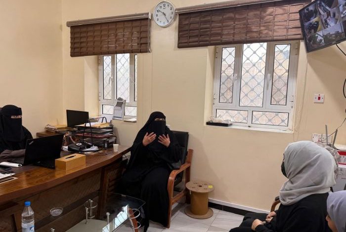 رئيسة دائرة المرأة بالمكتب السياسي تزور إذاعة صوت المقاومة وتلتقي بالكادر النسائي