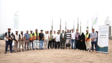 زيارة تفقدية للاطلاع على سير أعمال مشروع تعزيز الأمن المائي بالطاقة المتجددة في حقل بئر أحمد بعدن