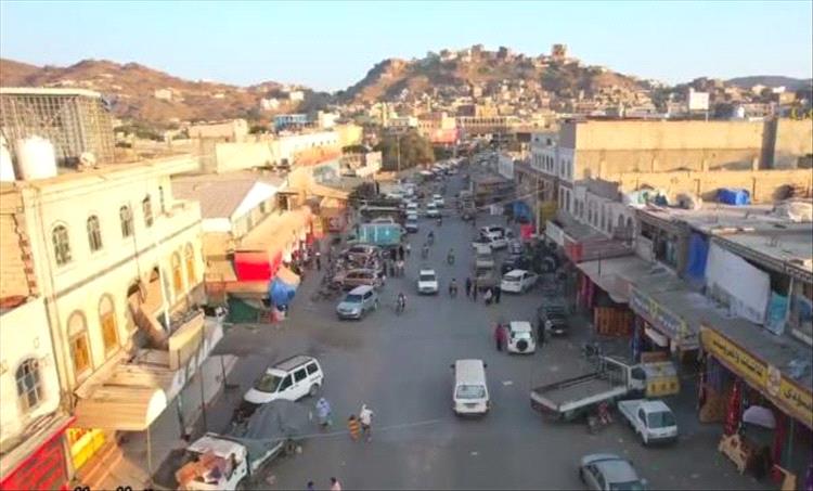 شرطة الضالع تضبط متهما بجريمة تفجير قنبلة وإصابة شخصين