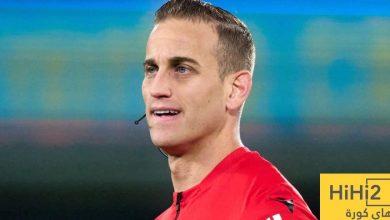 صورة : جمهور ريال مدريد يعترض على طرد لاعب فياريال لهذا السبب