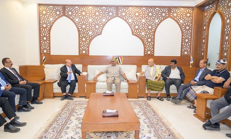 طارق صالح يلتقي رئيس مجلس النواب وعددًا من أعضائه