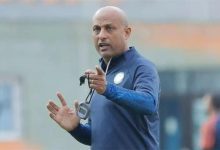 طارق مصطفى يدرس عروض تدريب الزمالك ويصل مصر غدًا – كل الكورة