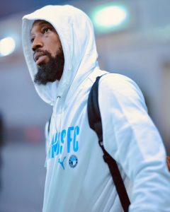 على متن طائرة خاصة.. بيراميدز يغادر إلى قطر قبل مواجهة نصف النهائي – كل الكورة