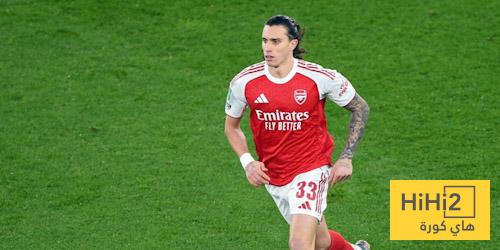 عين على كالافيوري في مباراة كريستال باﻻس