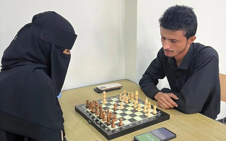 كلية الحقوق تواصل أنشطتها الطلابية