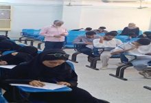كلية الصيدلة بجامعة عدن تدشن امتحانات الفصل الدراسي الأول للعام الأكاديمي 2025–2026م