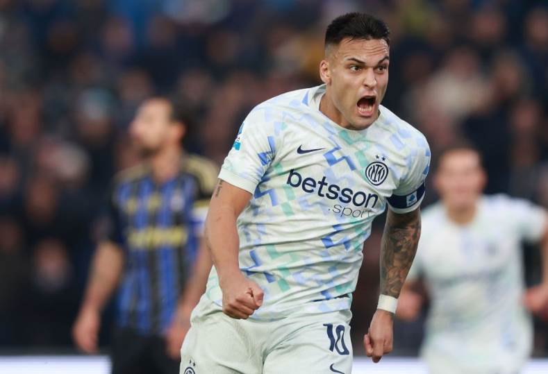 لاوتارو مارتينيز