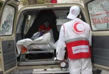 "لدواعٍ إنسانية".. الحكومة تسلم جثث 26 عنصرًا حوثيًا