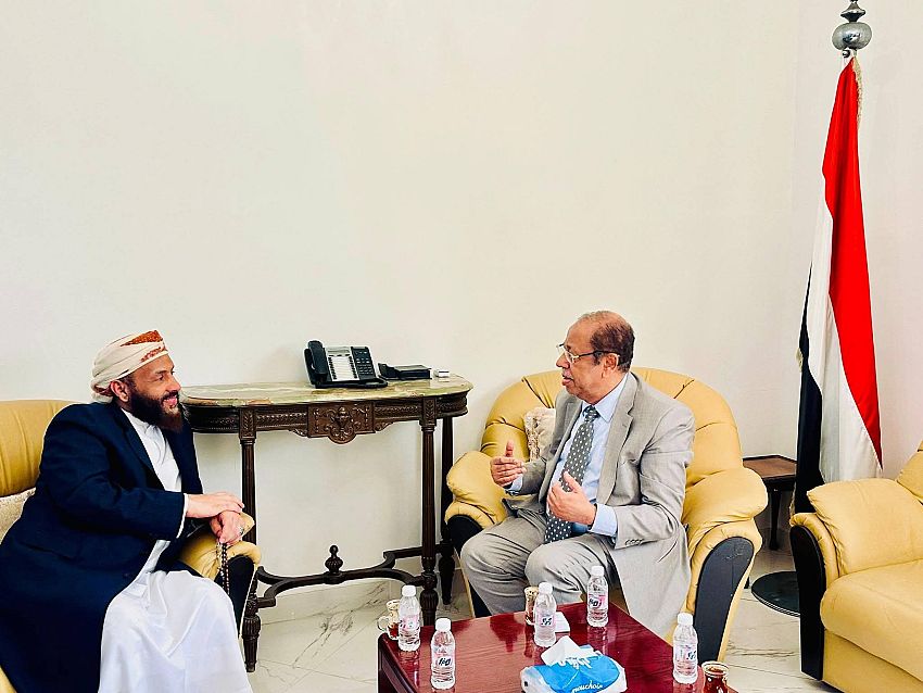 لقاء يناقش سبل تعزيز خدمة الحجاج والمعتمرين اليمنيين
