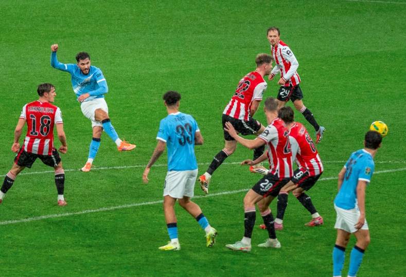 مانشستر سيتي وبرينتفورد