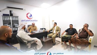 محافظ البيضاء يزور الشاعر الكبير والمناضل علي ناصر الناصري