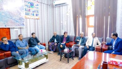 محافظ شبوة يدشن تجهيزات طبية حديثة بدعم إماراتي