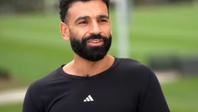 محمد صلاح يعبر عن خيبة أمله بعد جلوسه على مقاعد بدلاء ليفربول – كل الكورة