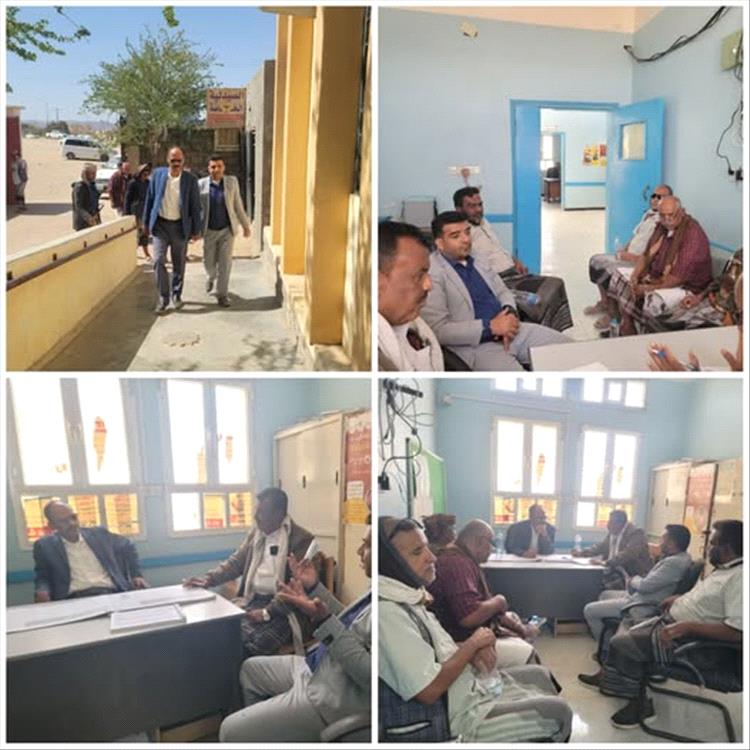 مدير عام مديرية نصاب يناقش مع قيادة القطاع الصحي مستوى الخدمات الصحية ونسبة الإنجاز في تأهيل المستشفى العام