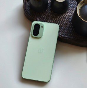 معالج Snapdragon 8 Gen 5 يستعرض قوة أداء CPU و GPU على هاتف Ace 6T