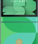 موتورولا تكشف عن إصدار FIFA الخاص من هاتف Razr بتصميم مميز ولمسات حصرية