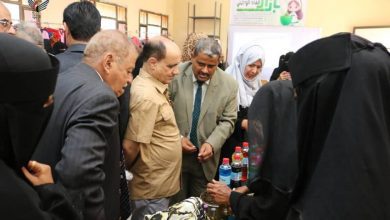 نائب وزير التعليم الفني يدشن بازار "فتاة الوطني" احتفاء بذكرى عيد الاستقلال