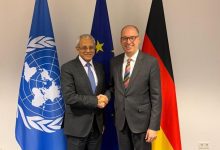 نائب وزير الخارجية يبحث مع وزير الدولة الالماني تعزيز التعاون التنموي