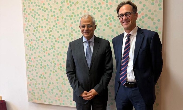 نائب وزير الخارجية يناقش مع مسؤول الماني تطورات الاوضاع في اليمن