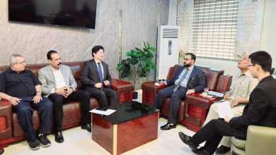 وزير الأشغال يبحث مع القائم بأعمال السفارة الصينية تعزيز التعاون في مجالي الطرق والإسكان