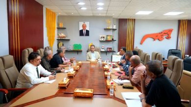 وزير الدولة محافظ عدن يناقش إجراءات عاجلة لمعالجة أزمة الغاز