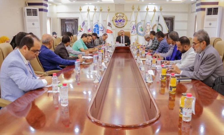 وزير النقل يترأس اجتماع لمناقشة إعداد موازنة وخطط المشاريع للعام 2026