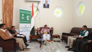 وكيل محافظة مأرب يناقش مع مؤسسة يماني مشروع "كنف" الممول من مركز سلمان للإغاثة