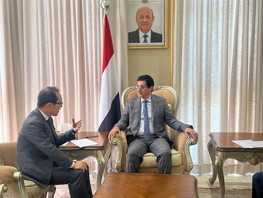 وكيل وزارة الخارجية يبحث مع السفير الياباني تعزيز التعاون الثنائي في مختلف المجالات