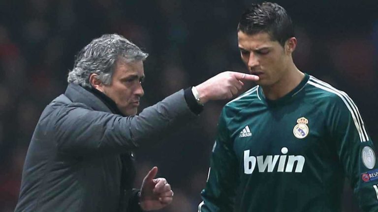 لازم يتحاسبوا.. أسطورة الأهلي يصدم محمود الخطيب (فيديو)