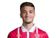 أسامة الزمراوي لاعب الوداد يخضع للكشف الطبي فى المصري تمهيداً لضمه