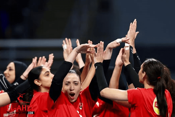 سيدات الأهلي للكرة الطائرة تفوز على الزمالك وتتوج بدوري المرتبط