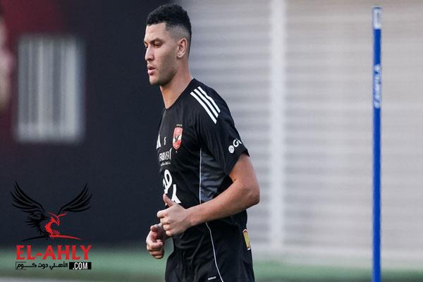 مران الأهلي.. انتظام طاهر وداري وبرنامج تأهيلي لثلاثي الفريق