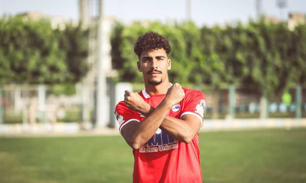 مصدر مقرب من رشدان لـ في الجول: اللاعب فسخ عقده مع الأهلي.. وعرض أوروبي وآخر من الزمالك