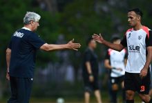 عبد الناصر محمد: الزمالك يفتقد 17 لاعبا.. وهذه حقيقة امتناع اللاعبين عن التدريب