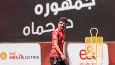 بن رمضان ينتظم في تدريبات الأهلي.. وتواجد بنشرقي