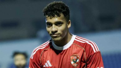 خبر في الجول - عمر معوض يتمسك بالاستمرار مع الأهلي