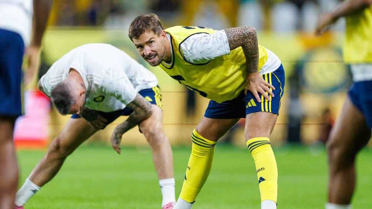 فيستون ماييلي يصدم الأهلي المصري