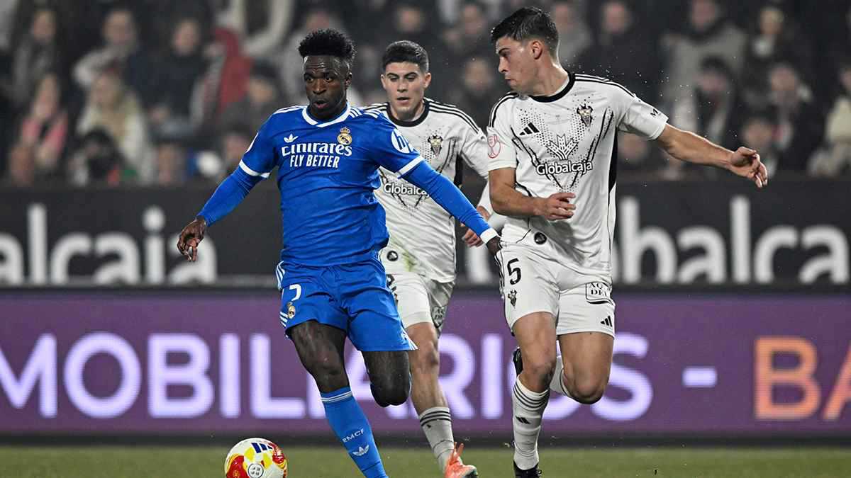 بث مباشر لمباراة مانشستر سيتي ومانشستر يونايتد في الدوري الإنجليزي