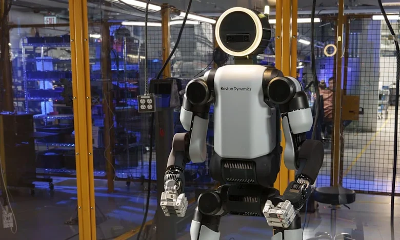 Boston Dynamics تعلن عن النسخة الجاهزة للإنتاج من روبوت "Atlas" في معرض CES 2026