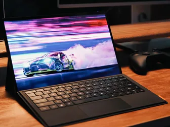 OneXPlayer تكشف عن جهاز Super V اللوحي الجديد بمنصة Panther Lake ووحدة معالجة رسومات قوية Arc B390